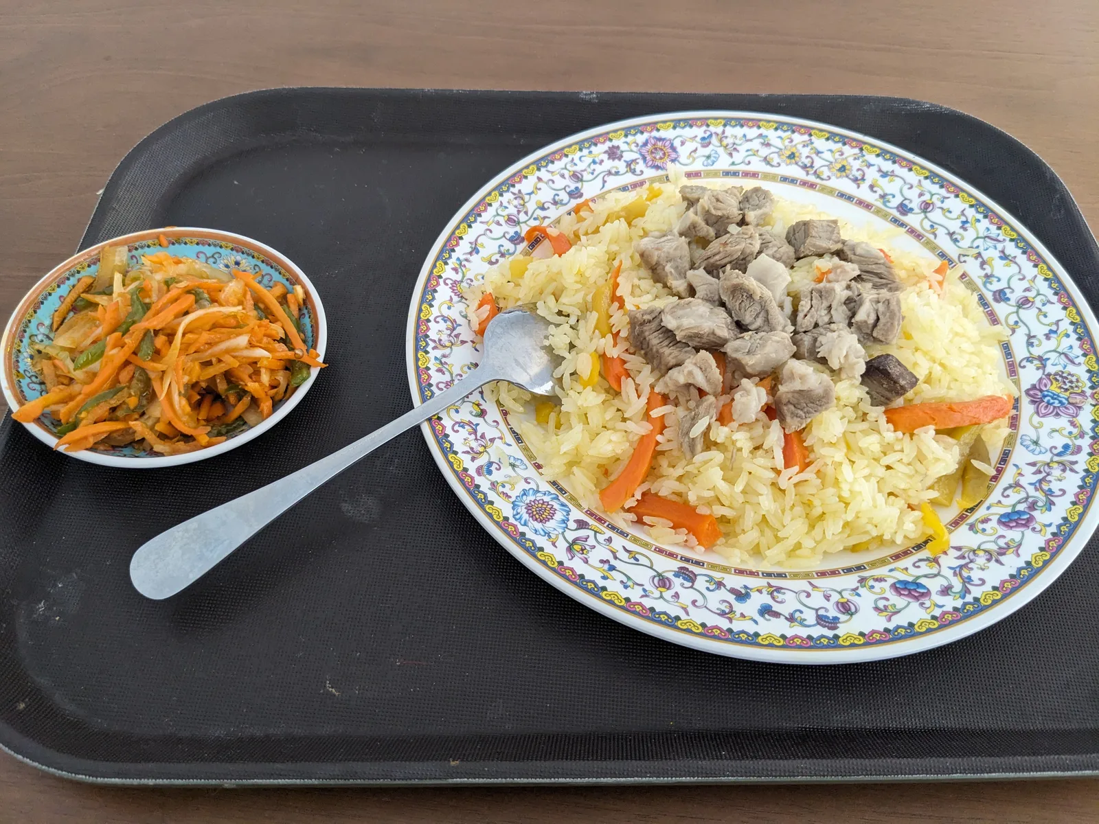 羊肉入り新疆ピラフ
