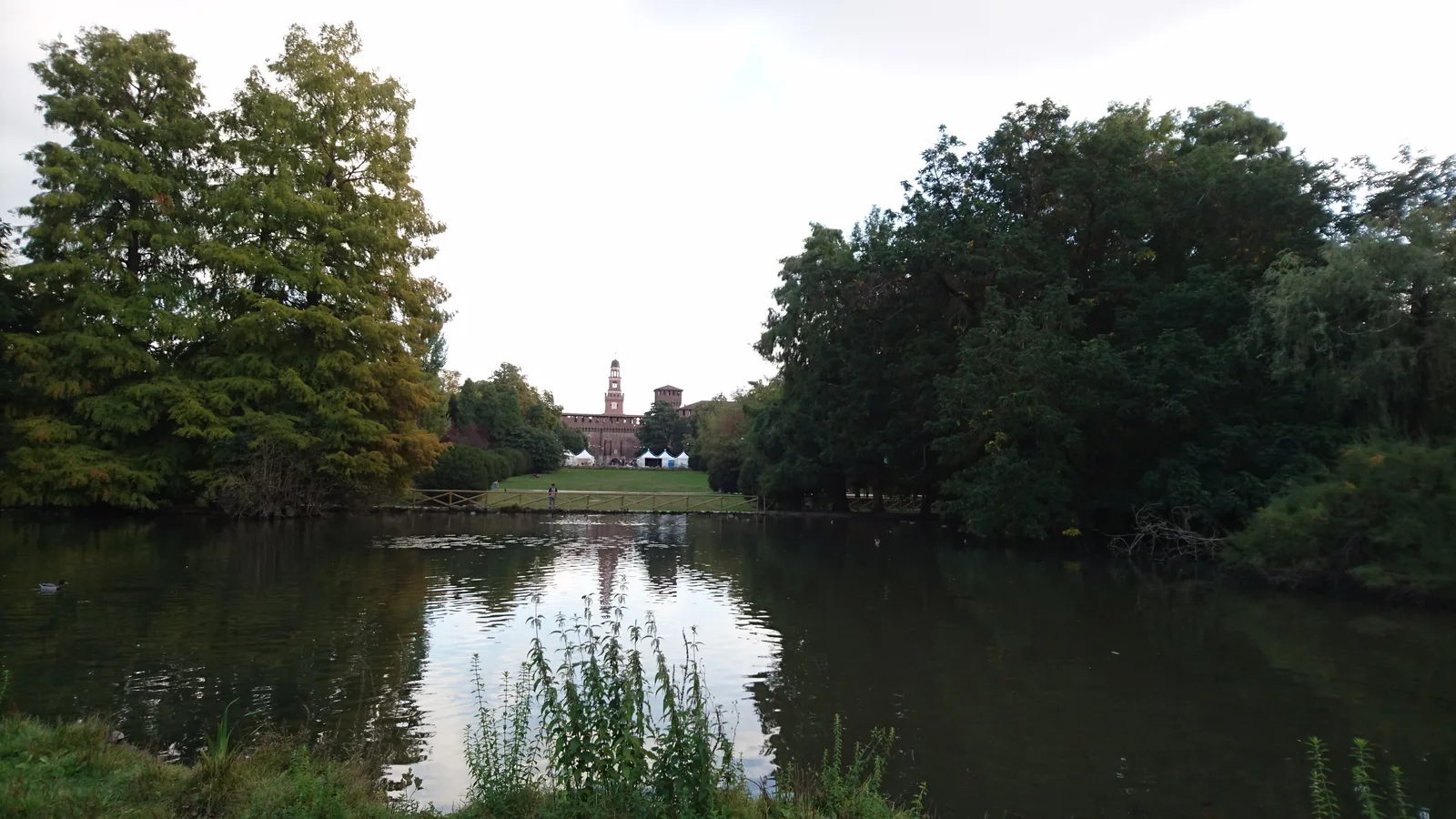 センピオーネ公園