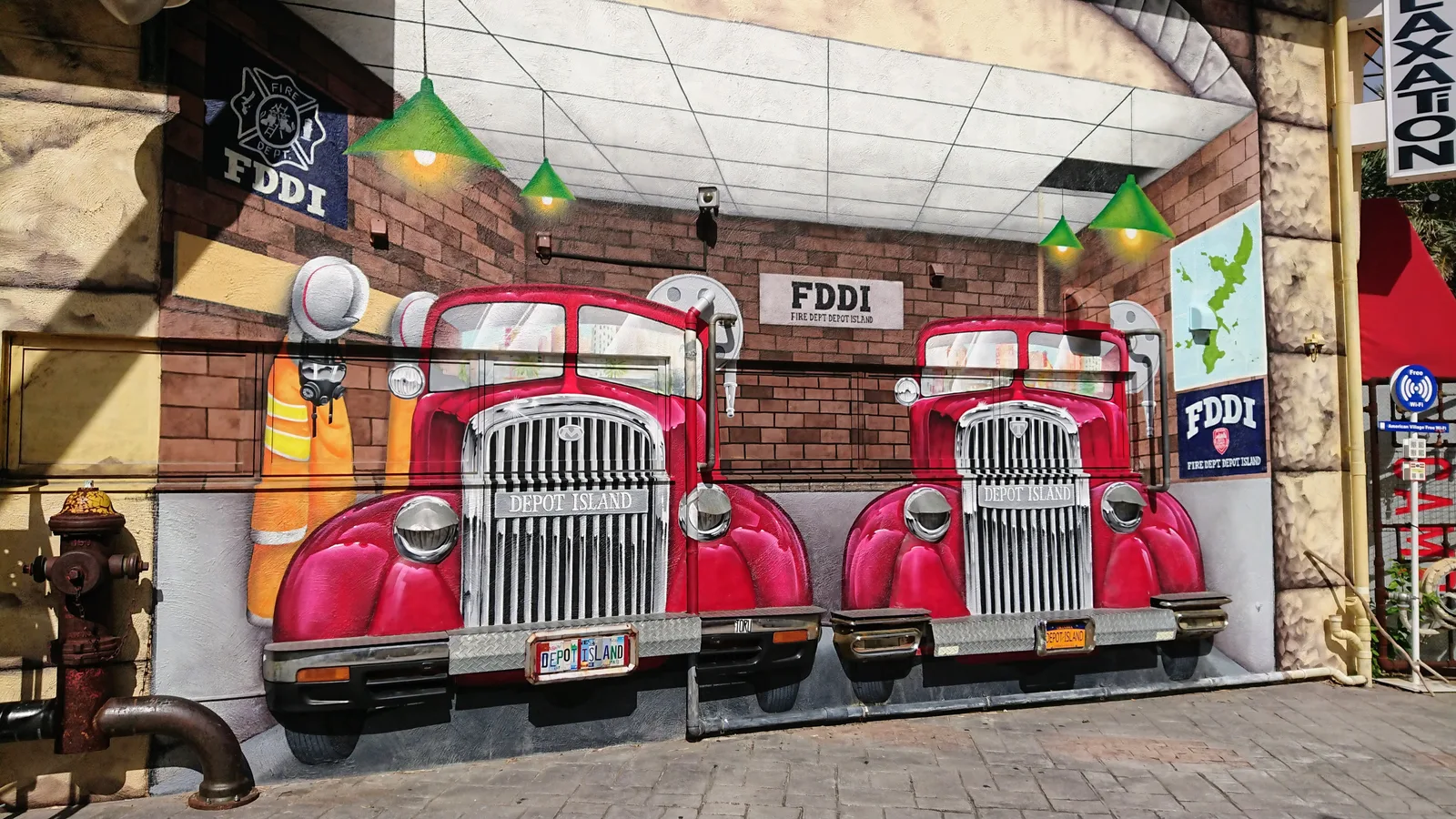 赤い車の壁画