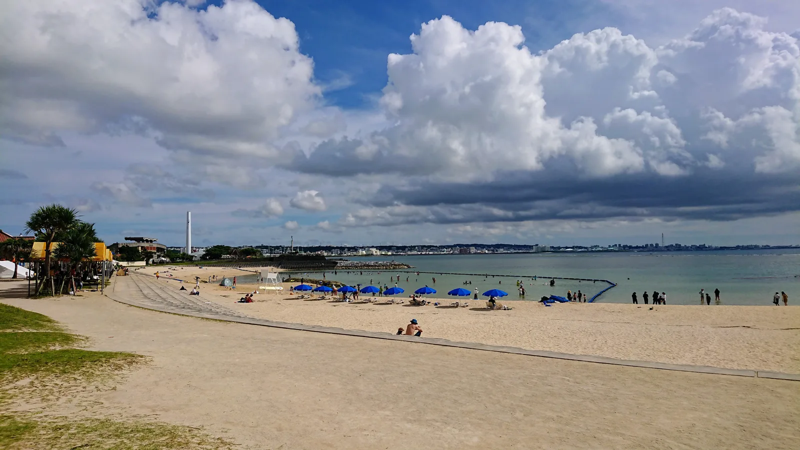 北谷公園サンセットビーチの砂浜
