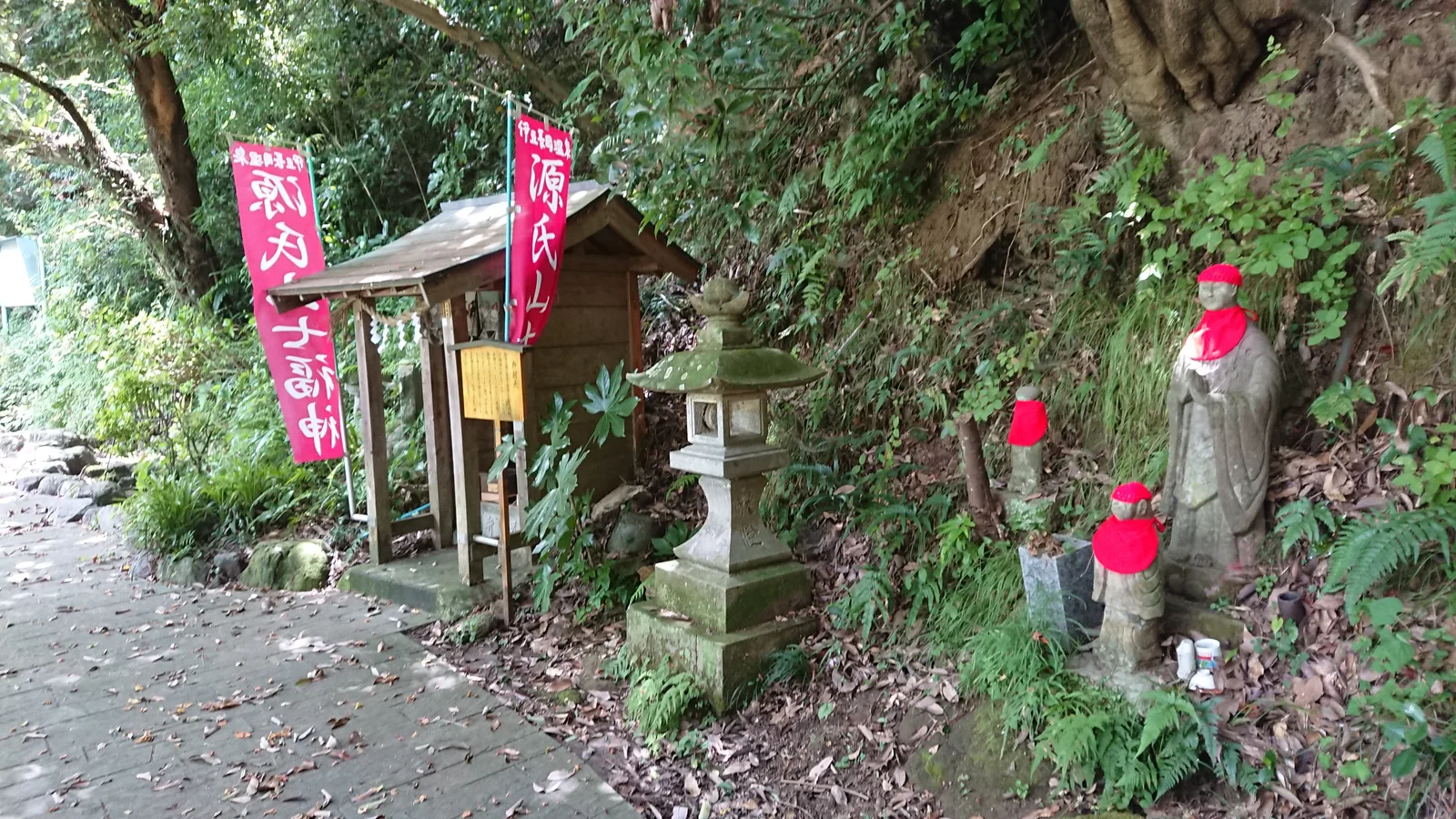 赤衣のお地蔵さん