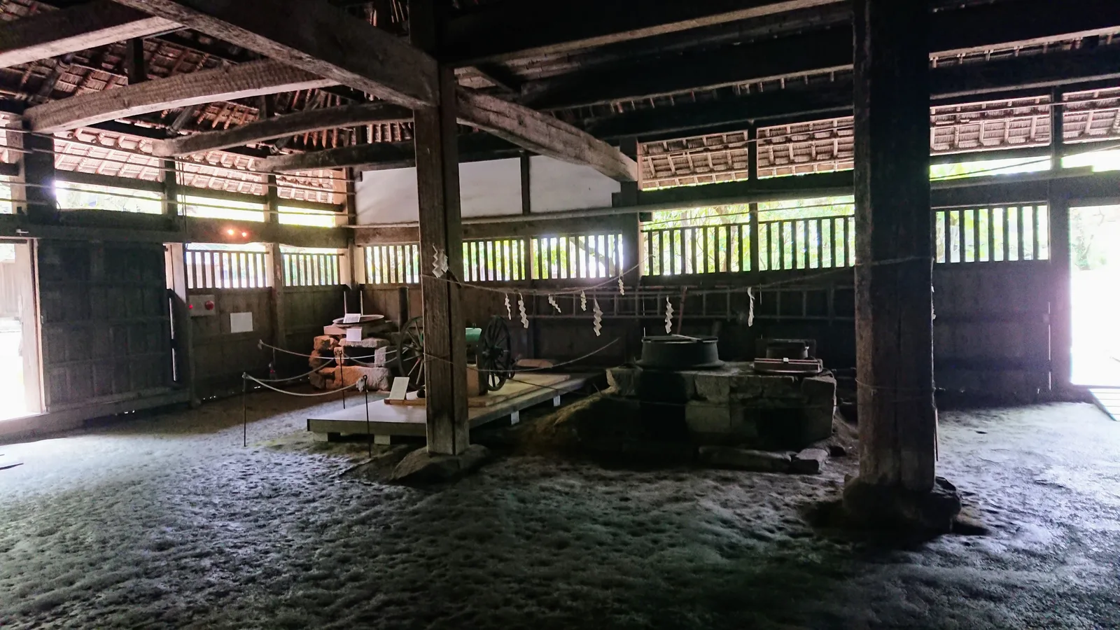 江川邸の主屋内部