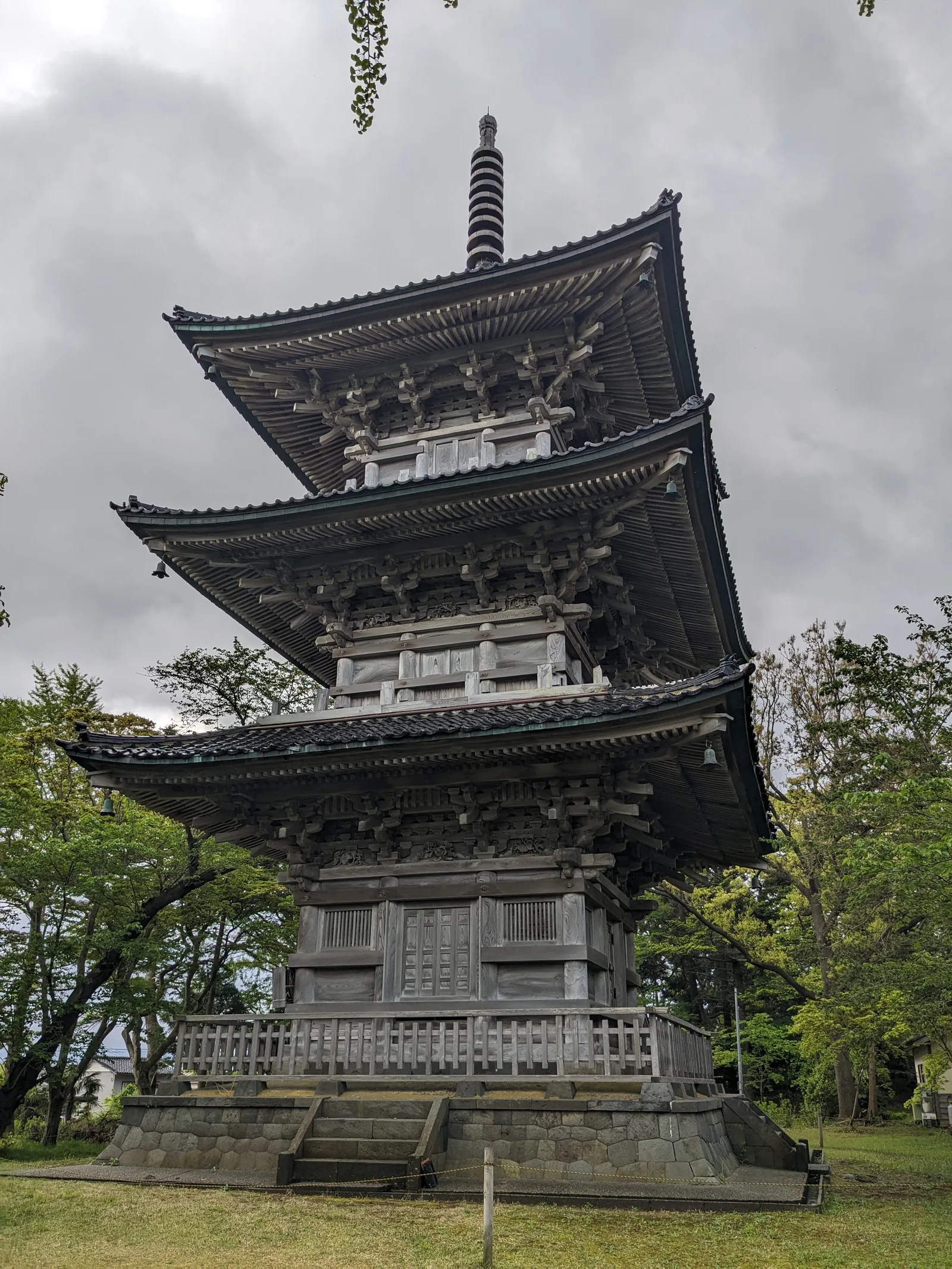 五智国分寺の三重塔