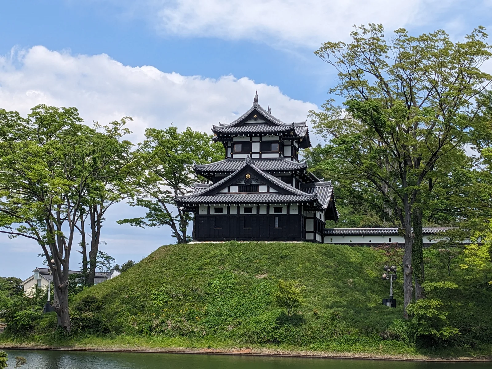 堀越しの高田城櫓