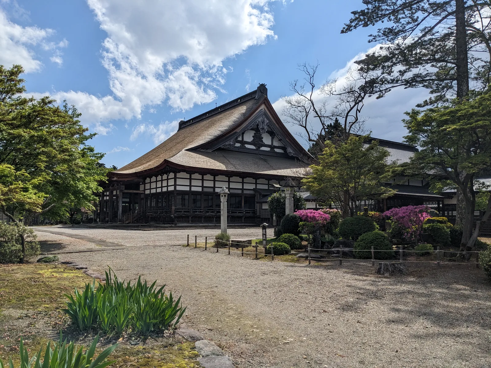 浄興寺の大本堂