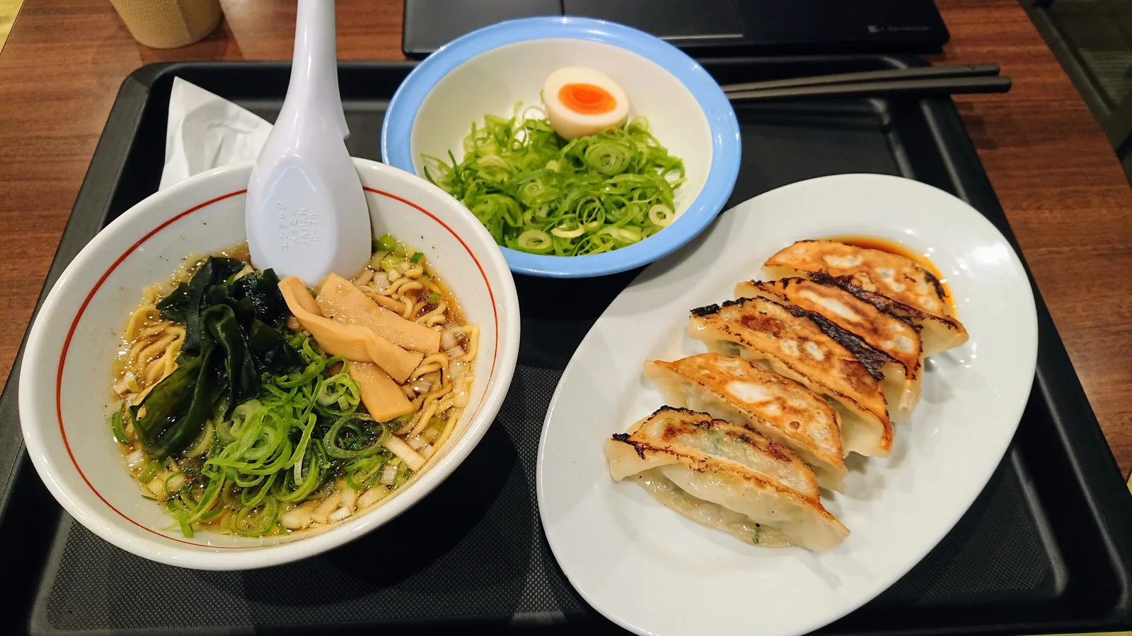 ラーメン餃子セット