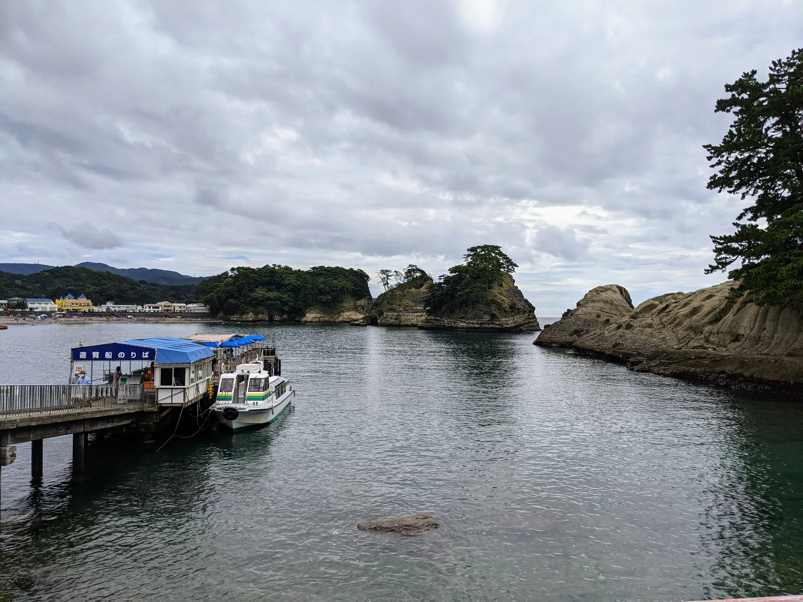 堂ヶ島の船着き場