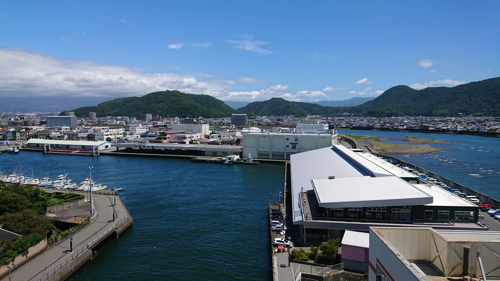 びゅうおからの港景色