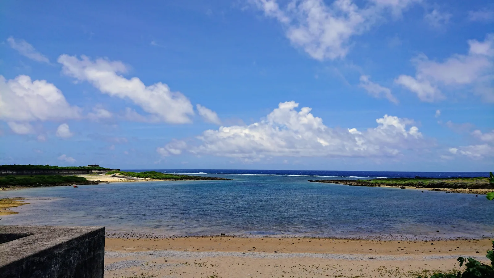 カタブル浜の海岸