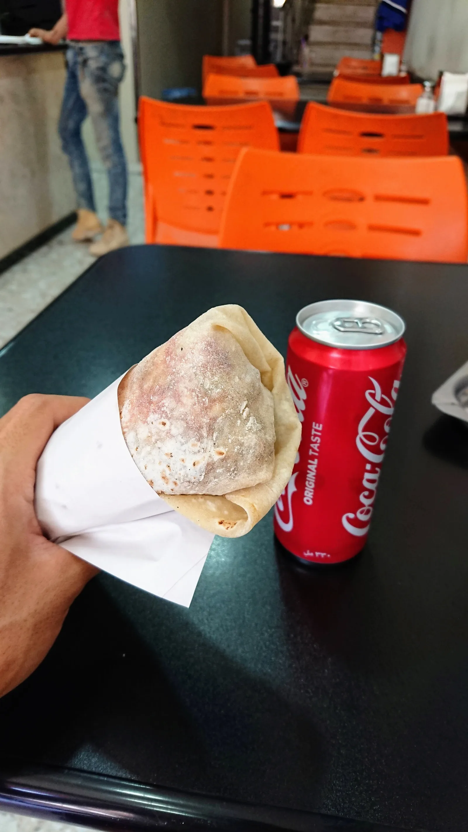 シャワルマの昼食